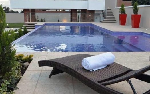 Apartamento en Venta o Renta, Edificio LANTANA zona 14