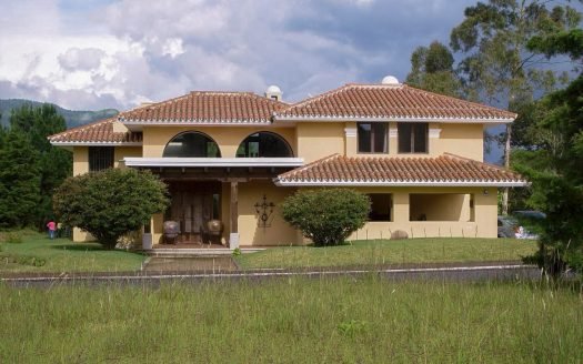 Casa en venta en Condominio Hacienda Nueva